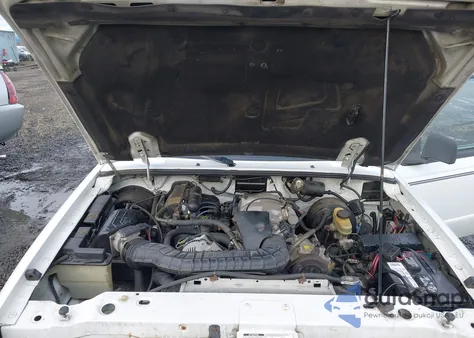 1994 Ford Ranger Super Cab z USA, uszkodzony, nr VIN 1FTCR14X8RPB28488